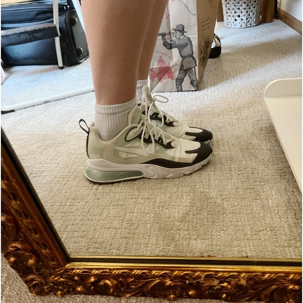 Green Nike athletic shoes - Women’s size 9 (could fit 8 or 8.5)